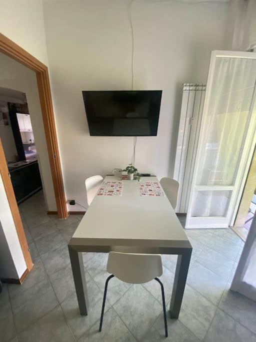 Lovely Flat, Super Connected To The Centre,Wifi,4P 밀라노 외부 사진