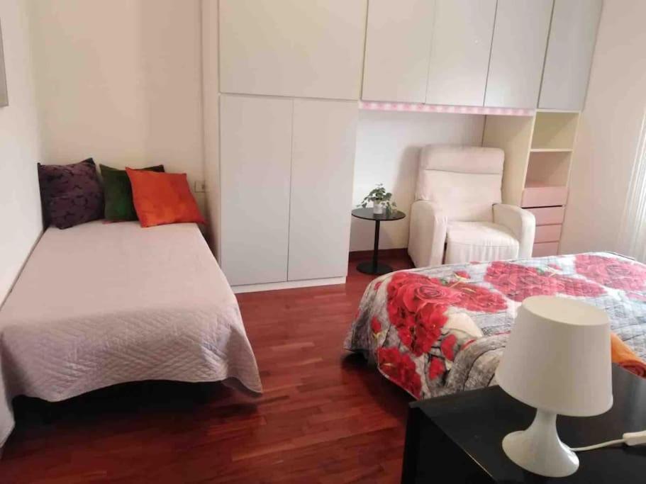 Lovely Flat, Super Connected To The Centre,Wifi,4P 밀라노 외부 사진
